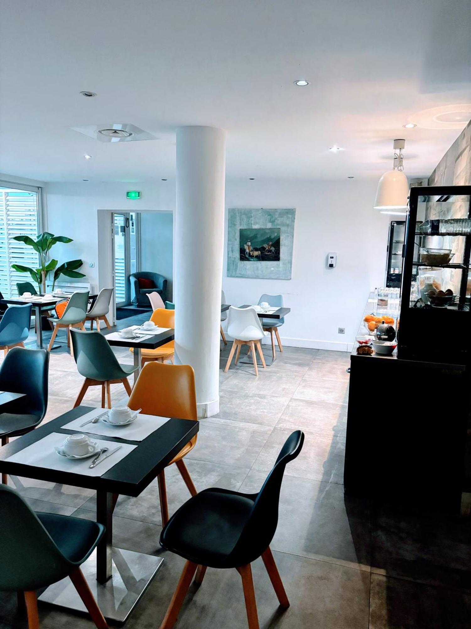 Brasilia Hotel Палава-ле-Фло Екстериор снимка