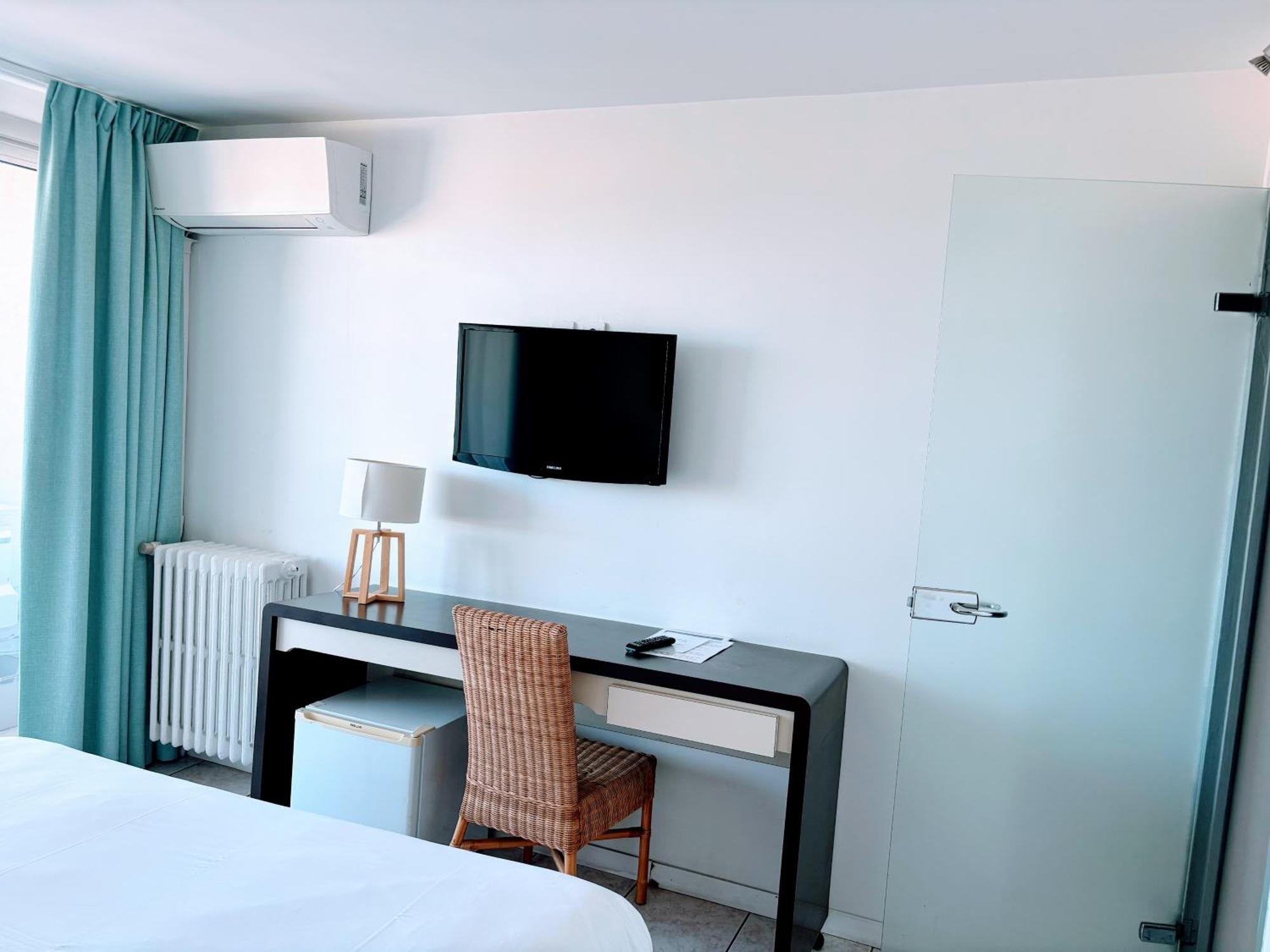 Brasilia Hotel Палава-ле-Фло Екстериор снимка