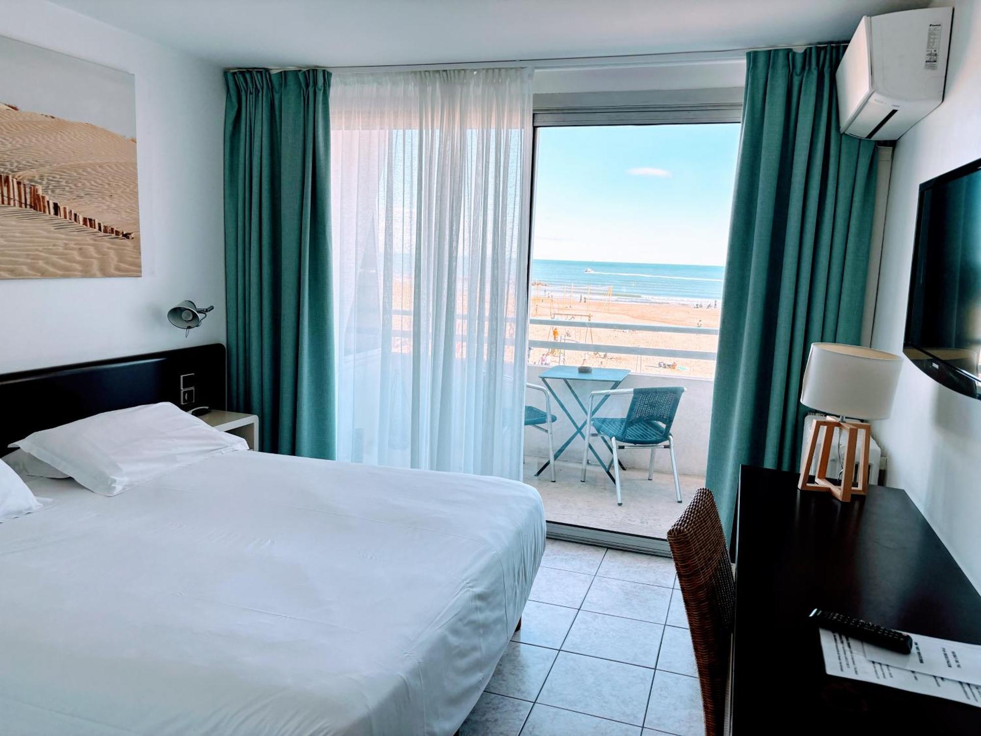 Brasilia Hotel Палава-ле-Фло Екстериор снимка