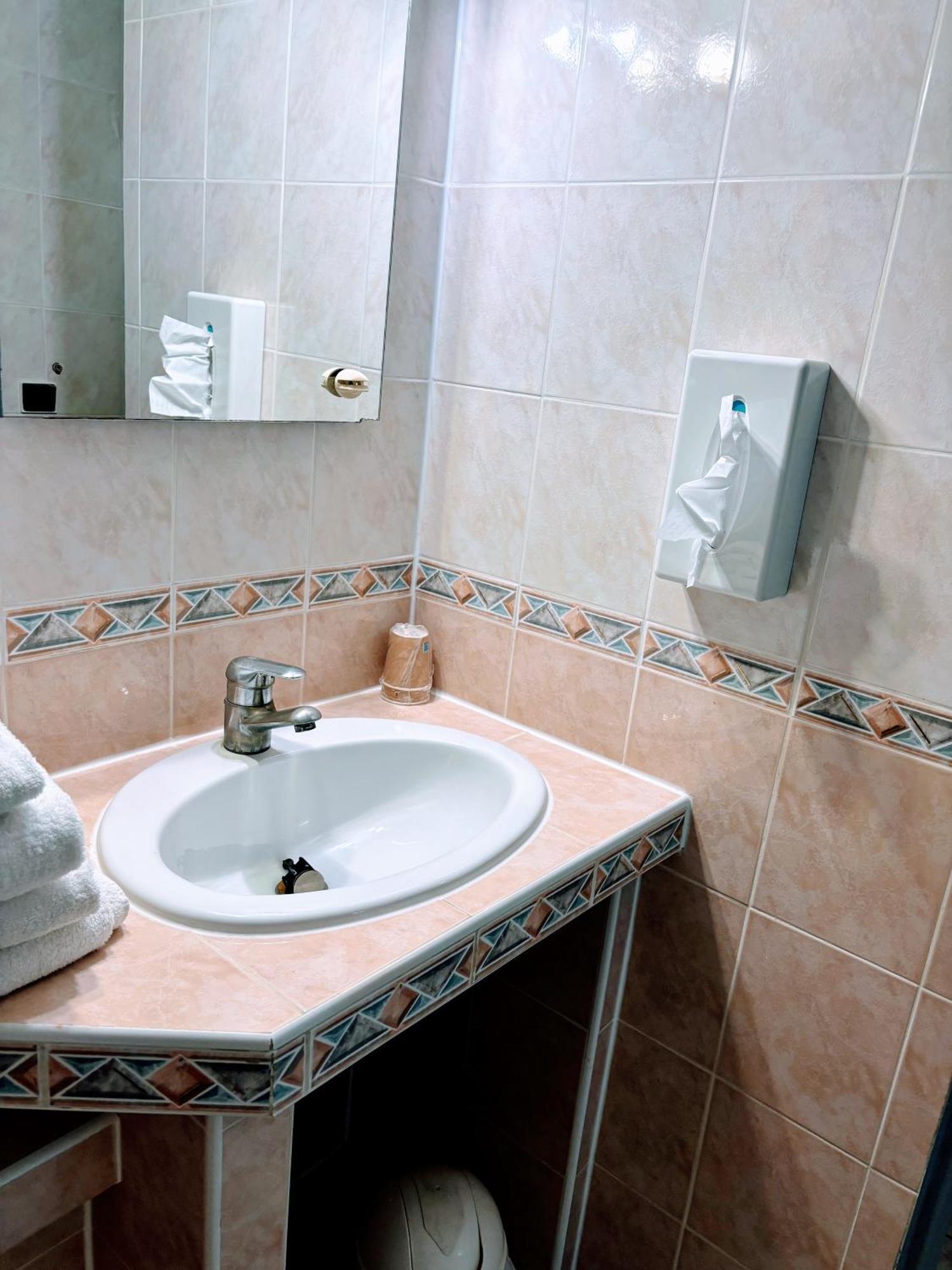 Brasilia Hotel Палава-ле-Фло Екстериор снимка