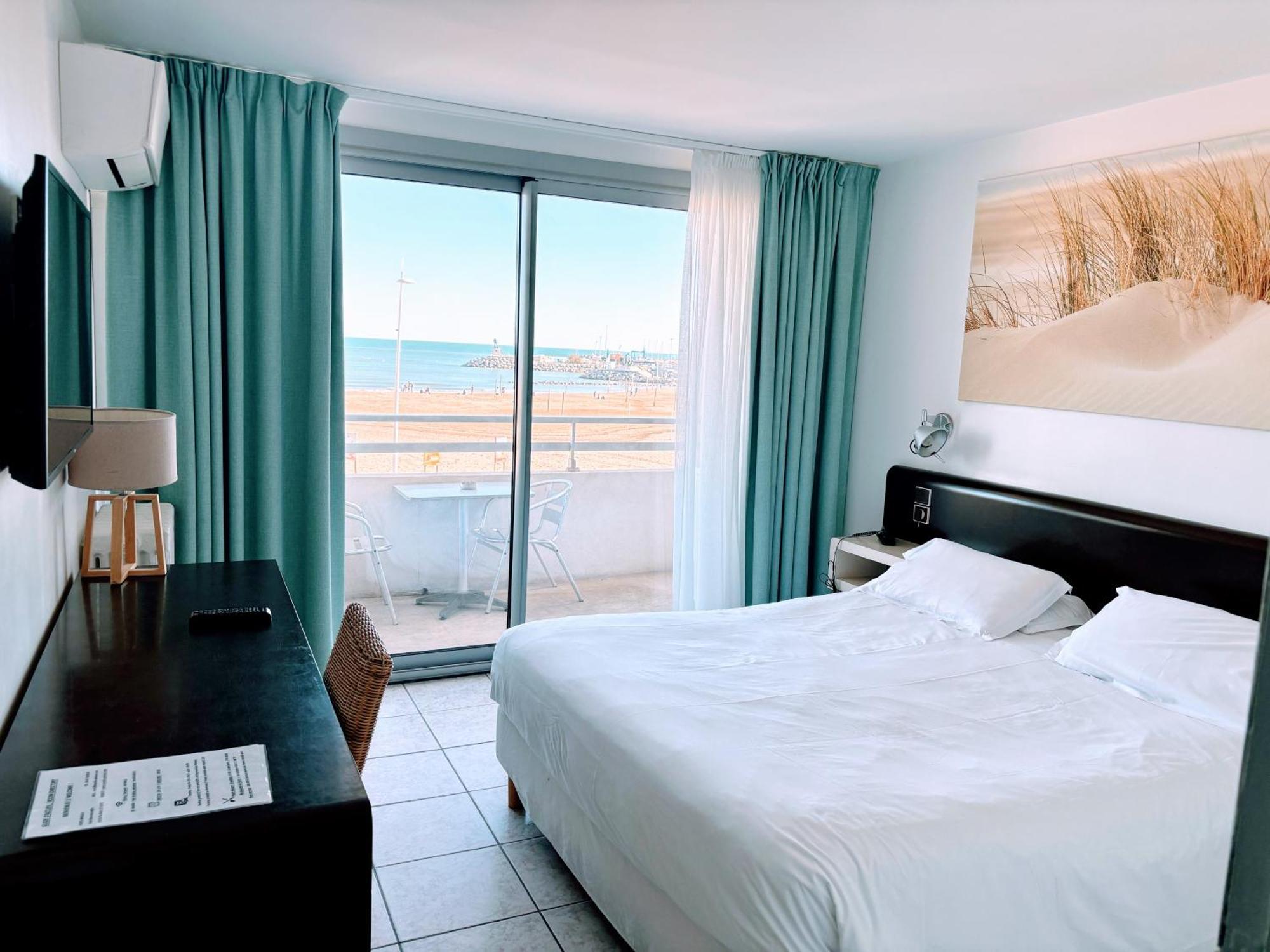 Brasilia Hotel Палава-ле-Фло Екстериор снимка