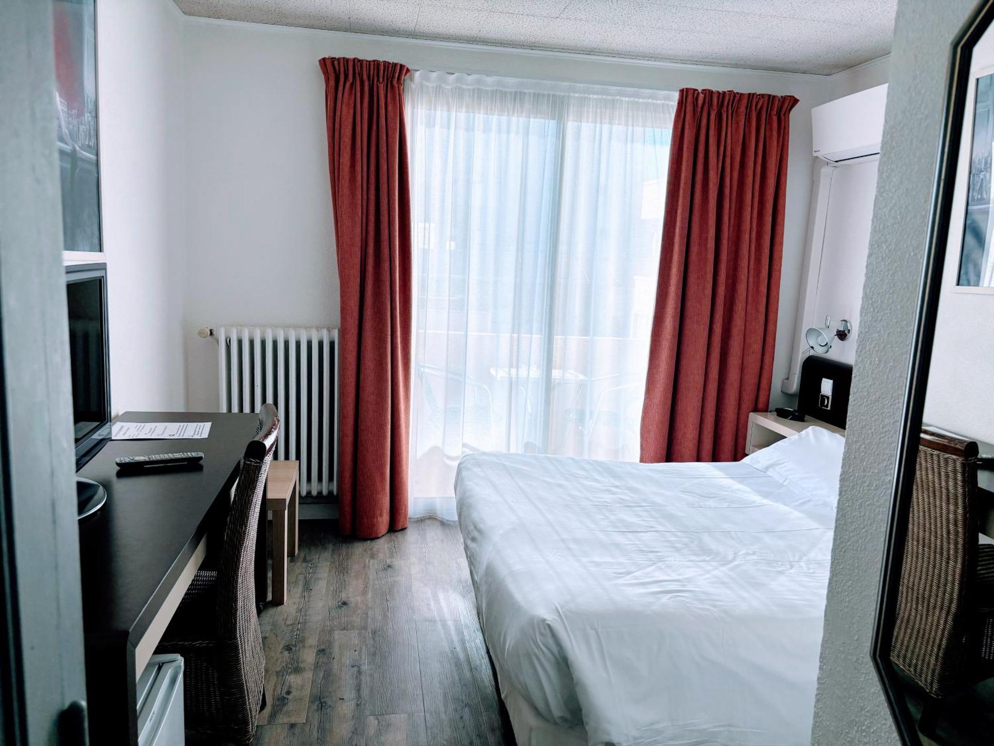 Brasilia Hotel Палава-ле-Фло Екстериор снимка
