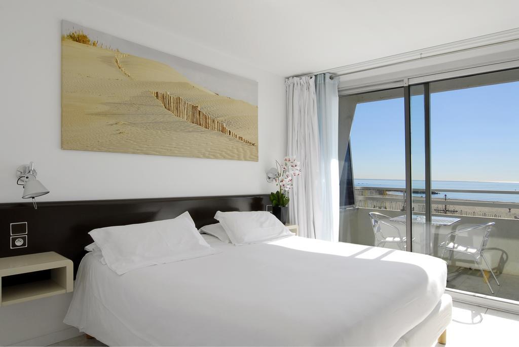 Brasilia Hotel Палава-ле-Фло Екстериор снимка