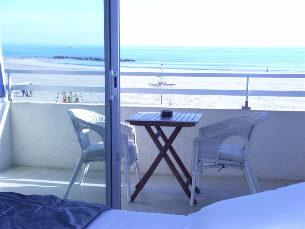 Brasilia Hotel Палава-ле-Фло Екстериор снимка